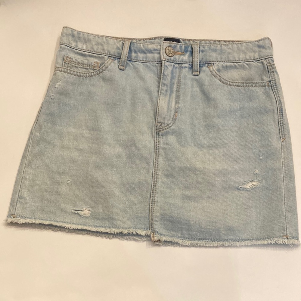 Gap Kids size 10 denim skirt with a little bit of rips